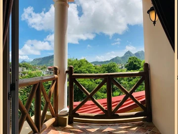 4 Bedroom Villa
