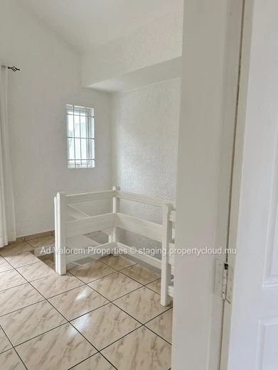 Duplex for rent in Flic en Flac