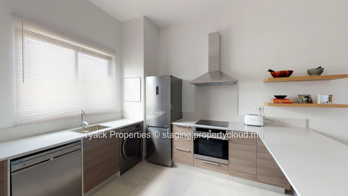 G+2 Apartment for Sale in Pereybere – Beach Club Access