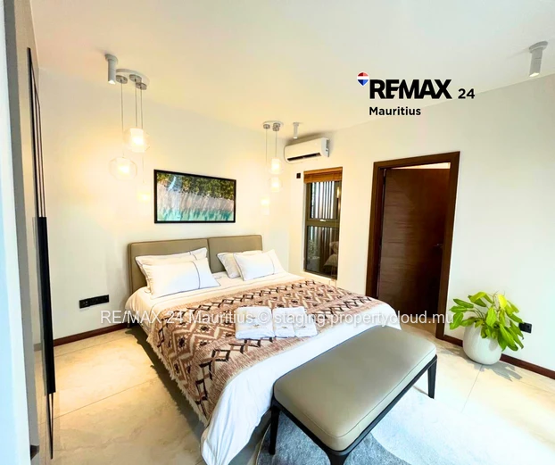Brand new Villas only steps away to Beaches and Hotels.
