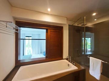4 Bedroom Apartment