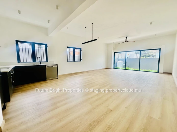 Modern 4-Bedroom House For Sale In Roches Brunes – Brand New, Secure & Ideally Located