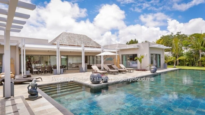 Exclusive 4-Bedroom Villa with Breathtaking Golf Views