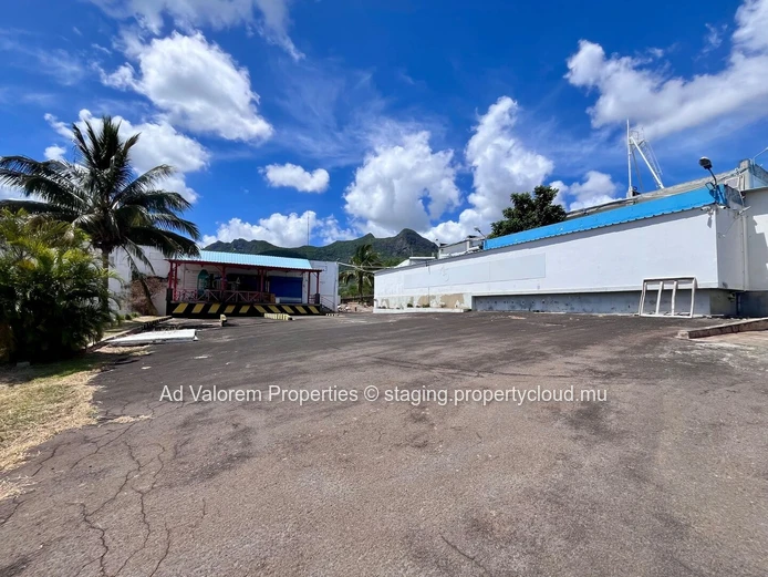 Commercial Land with Industrial Buildings for Sale – Pailles
