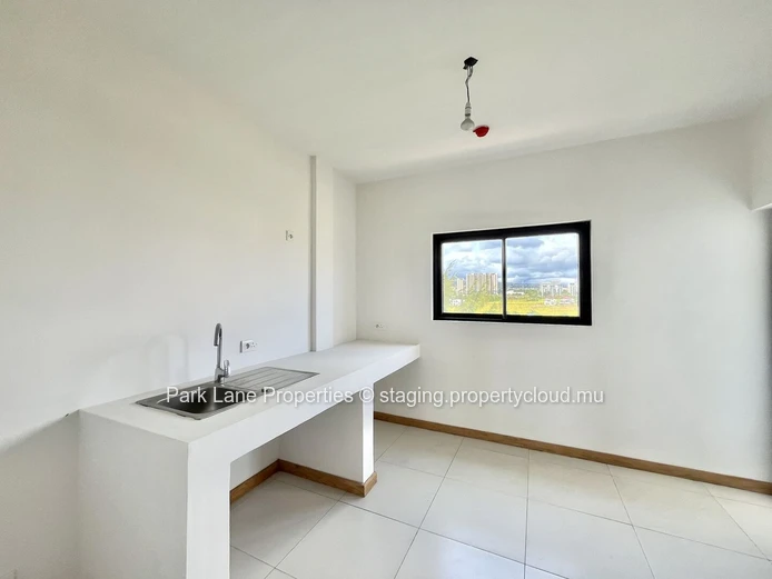 Experience elevated living in Sodnac – Modern 3-bedroom penthouse with stunning views