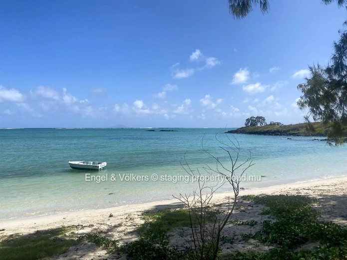 Luxury Ocean-View Apartment in Grand Gaube