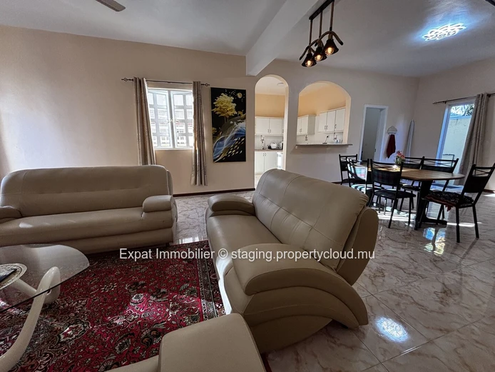Duplex with swimming pool in a secure residential complex – Péreybère