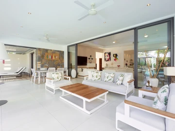 4 Bedroom Villa