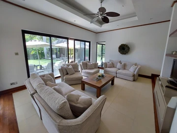 4 Bedroom Villa