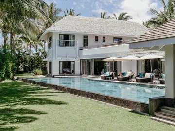 6 Bedroom Villa