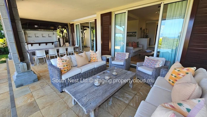 Villa exclusive de 4 chambres – Un paradis avec vue sur la mer