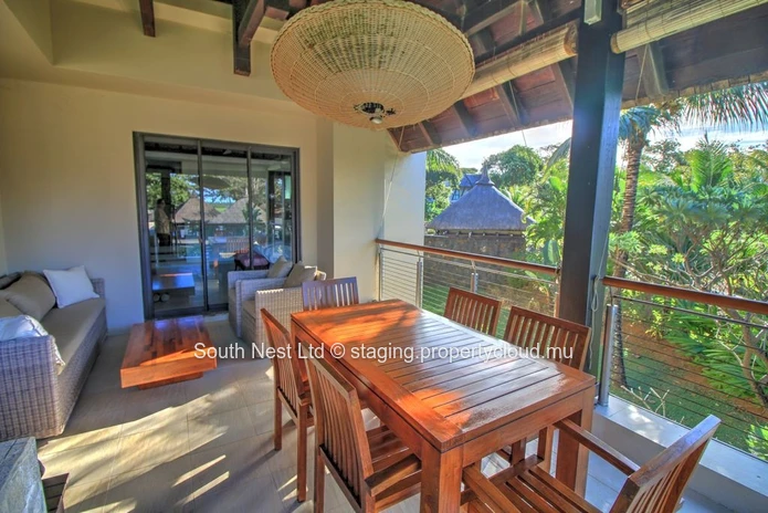 Luxury 3 bedroom apartment in a prestigious estate.