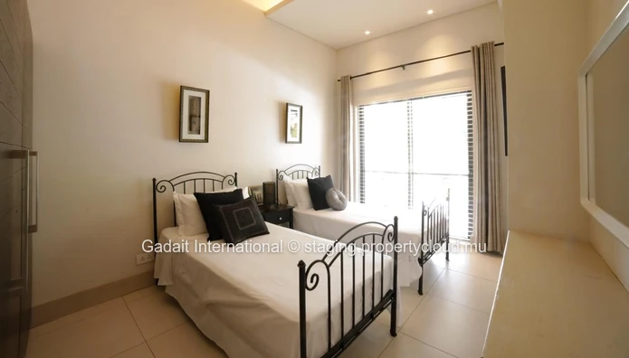 Elegance and Prestige: Exceptional Duplex with Panoramic View in West Mauritius