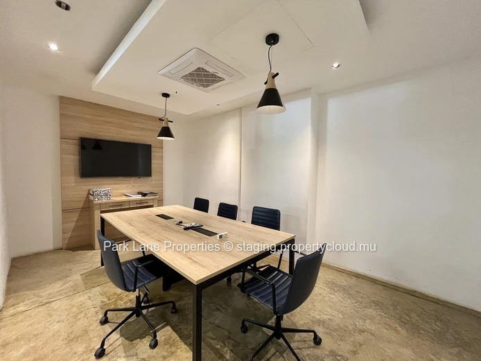 Prime standalone commercial building  in Trianon, Mauritius – High rental yield