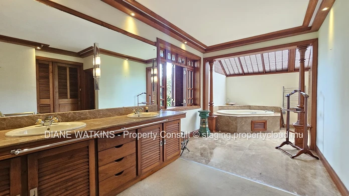 Exceptional 4-Bedroom Residence for Sale in Floréal