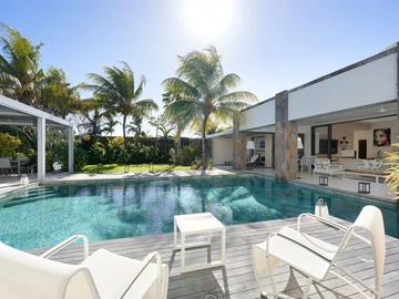 4 Bedroom Villa