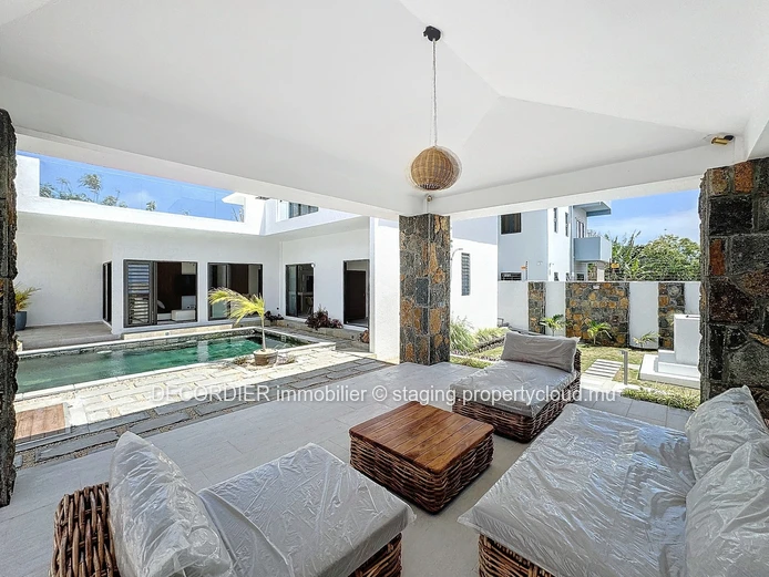 Maison individuelle avec piscine