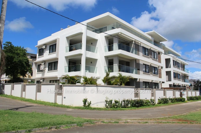 To rent - Beautiful apartment of 120 m2 in Residence 
