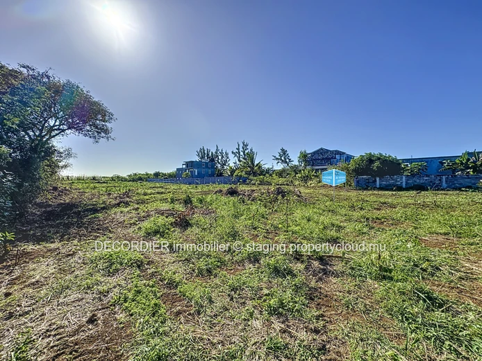 À Vendre Petit Raffray Terrain Résidentiel