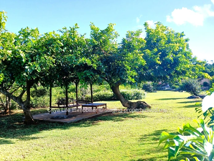 Luxe Tranquille : Vie Prestigieuse dans le Domaine IRS de Tamarin