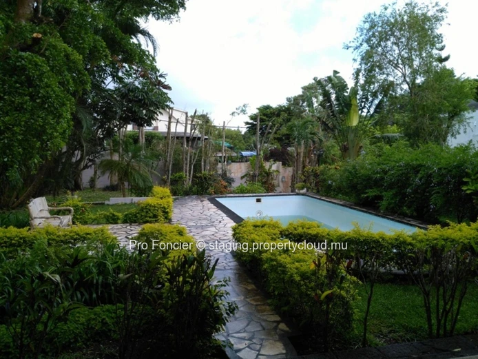 House in Floreal - Luxurious Villa
