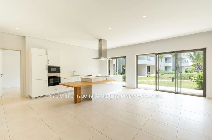 Appartement élégant avec piscine commune à Pointe aux Canonniers - Caractéristiques modernes, proche des commodités