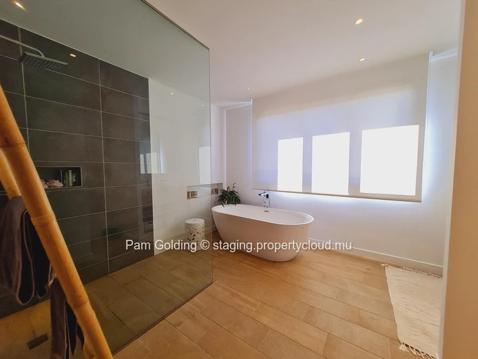 4-Bedroom Villa in Akasha Villas, Cap Tamarin – Private Pool & Coastal Views