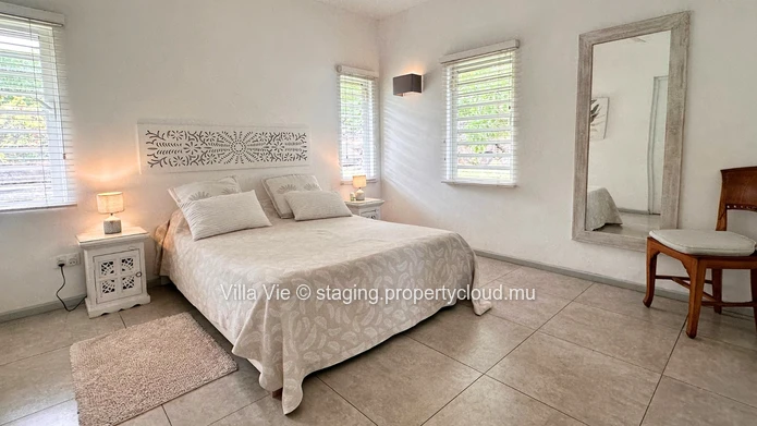 Élégante villa de 4 chambres avec bureau/studio, et piscine privée