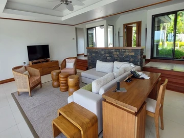 4 Bedroom Villa