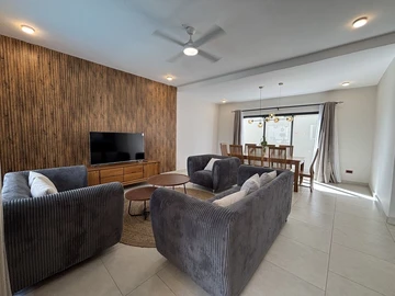 4 Bedroom Villa