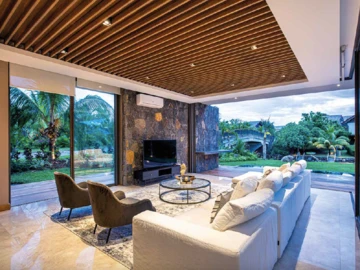 5 Bedroom Villa