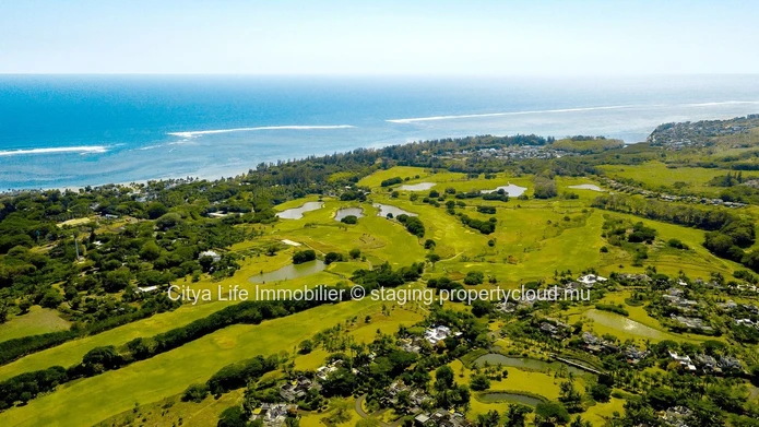 Villa IRS à vendre à Bel Ombre, Sud. Surface habitable 282m², terrain 613m², 3 chambres, piscine privée. Prix €.
