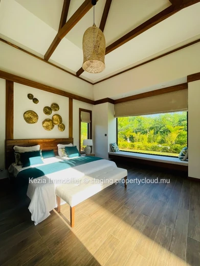 Balinese-Style Single-Storey Contemporary Villa