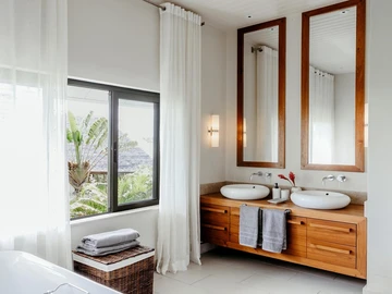 6 Bedroom Villa