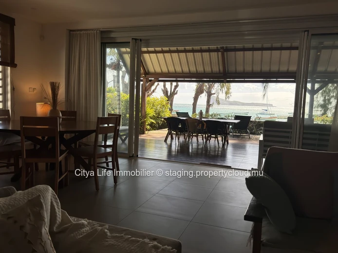 Évasion Parfaite : Maison en Front de Mer à Cap Malheureux