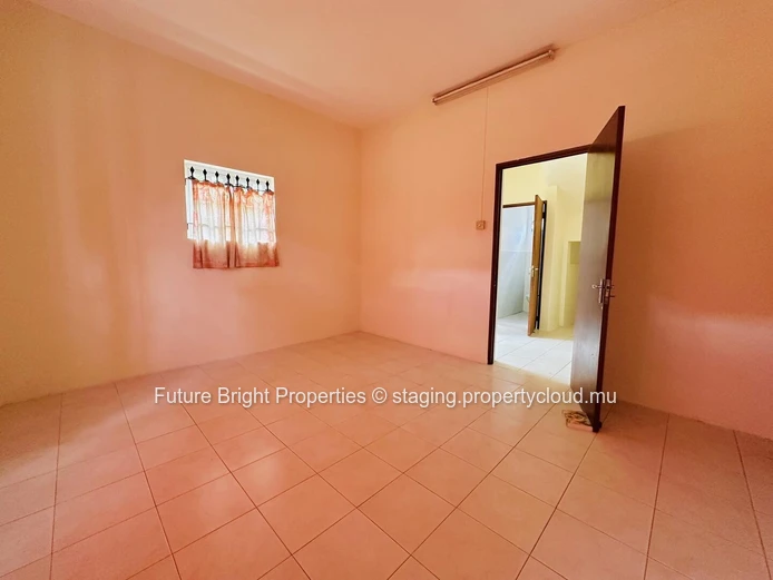 Beautiful Corner House in Morcellement Champman Coromandel  A Perfect Family Home with Mountain Views