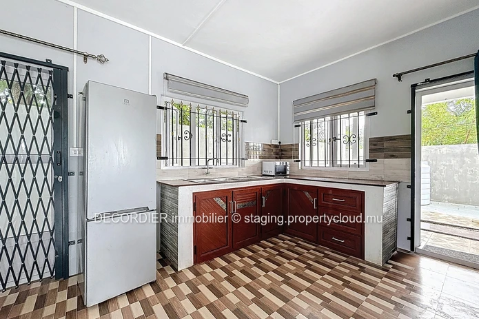 176 sqm Home Ideally Located in Sottise