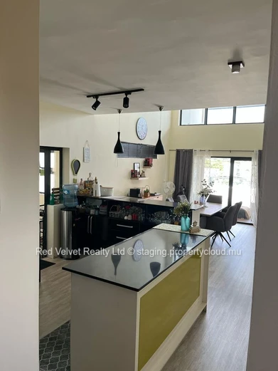For Sale  –Elegant and Luxurious Penthous 3 Bedrooms - Rs 16M - Sodnac, Quatre Bornes