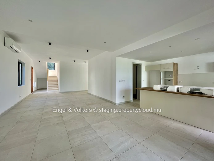 Exclusive 4-Bedroom Waterfront Residence