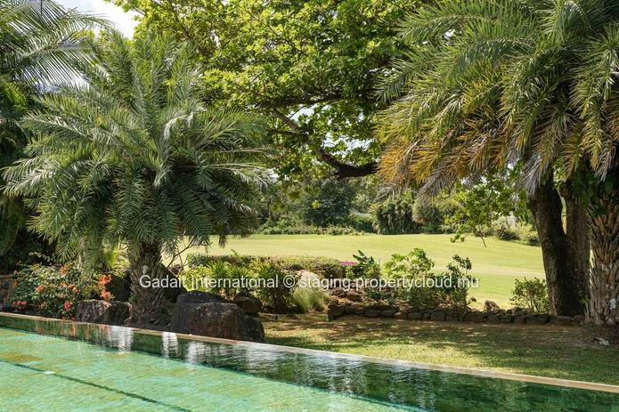 Une villa d'exception en première ligne de golf, au cœur du prestigieux domaine Anahita