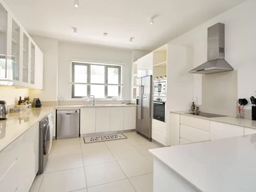 3 Bedroom Apartment