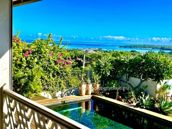 4 Bedroom villa - For sale - Tamarin