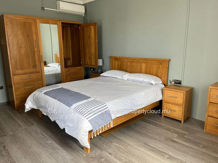 Stunning 3-Bedroom En-Suite Apartment – Close to Mon Choisy Beach