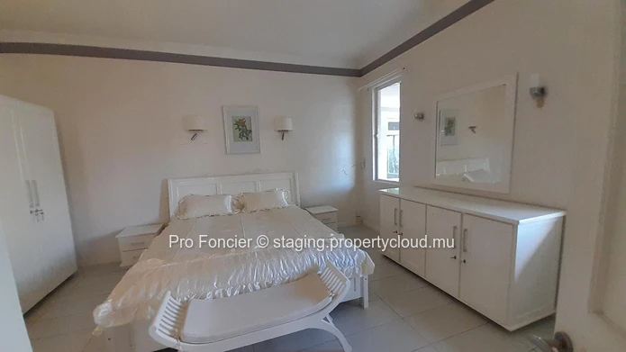 House for sale in Curepipe - Fully equipped and furnished. (Sole Mandate)