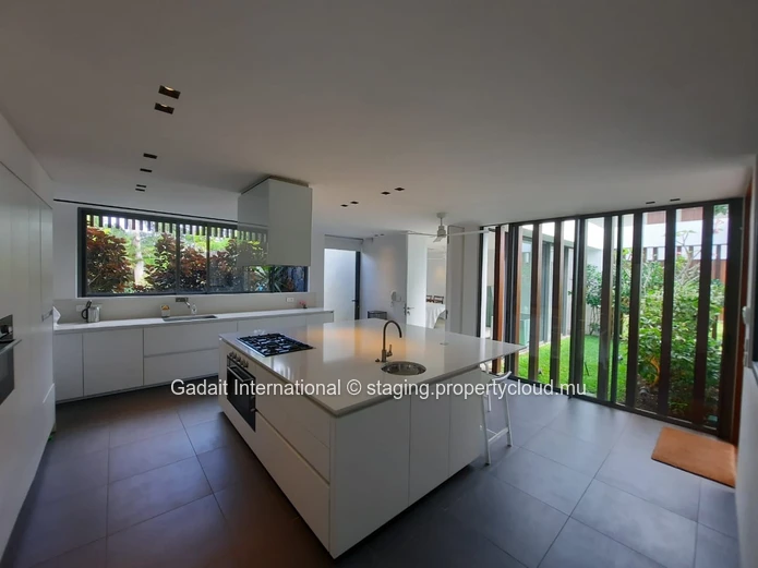 Villa Amicitia: villa with spa and private beach access at Anahita Golf & Spa Resort