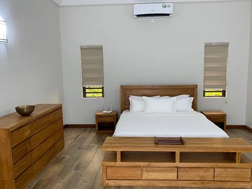 4 Bedroom Villa