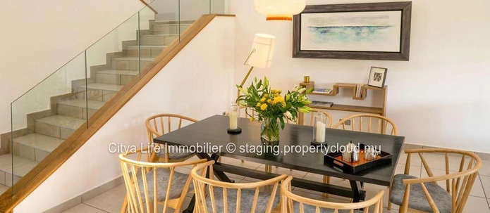 Exceptional Villa In Royal Park