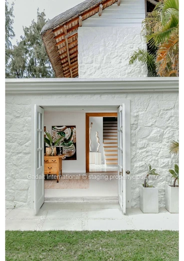 Luxury villa for short-term rental in Montagu – Lagoon view & private chef