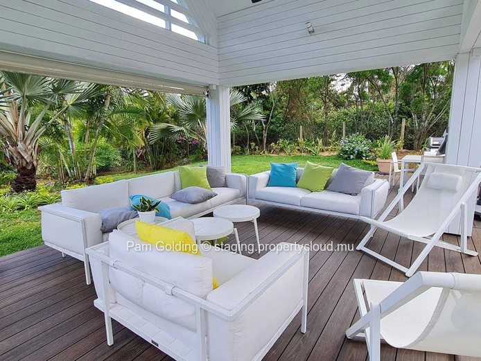 Luxueuse Villa de 4 Chambres au Mont Choisy - Vie Intérieure-Extérieure Harmonieuse
