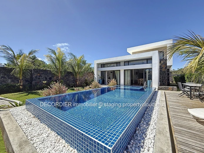 À Louer – Magnifique villa contemporaine avec piscine